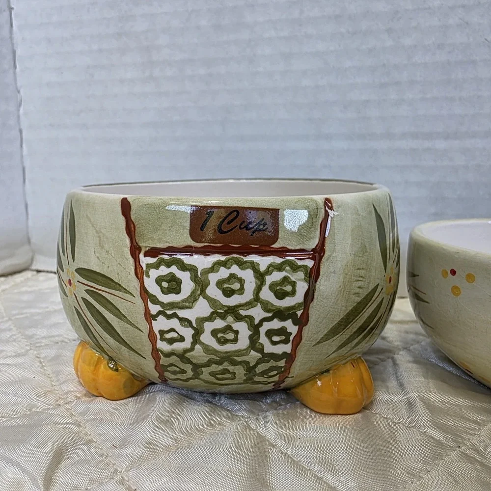 Set Of 4 Vintage Temptations Old World Green Nesting Owl Measuring Cups